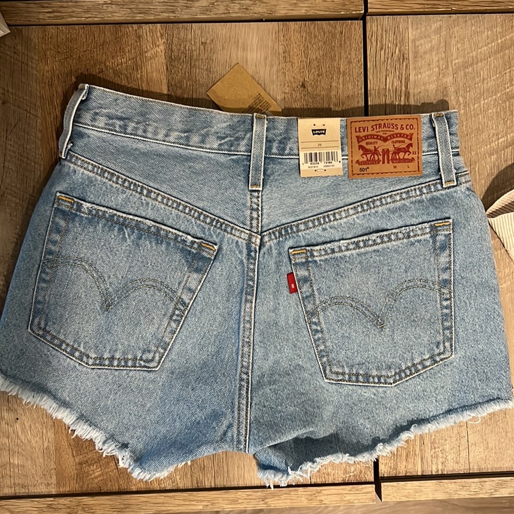 Levi’s 501 Original Denim Shorts - Picture 6 of 6